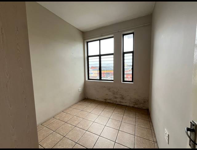 2 BEDROOM APARTMENT TO LET IN GLENWOOD